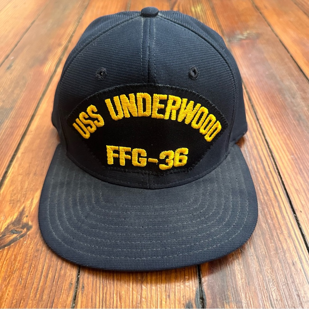 Vintage 1980s New Era USS Underwood FFG-36 snapback hat Medium Large